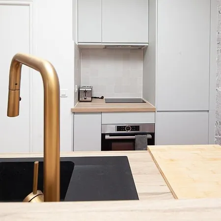 Apartmán 15 - Tour Montparnasse - Bd Pasteur - 2 Pieces